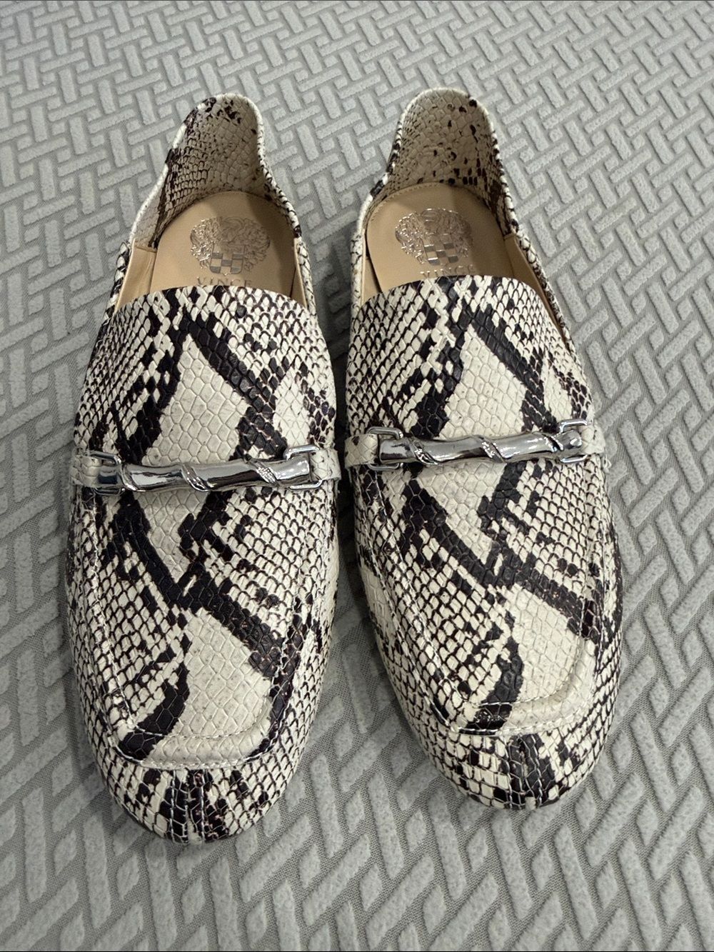 Vince Camuto Black and Cream Snakeskin Slip-On Loafers with Silver Bit Size 9M